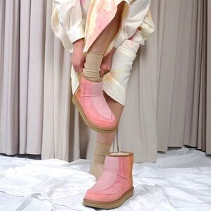 NWT Ugg x Tschabala Self Repeated Mini